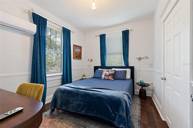 Building Photo - 905 E 22nd Ave.