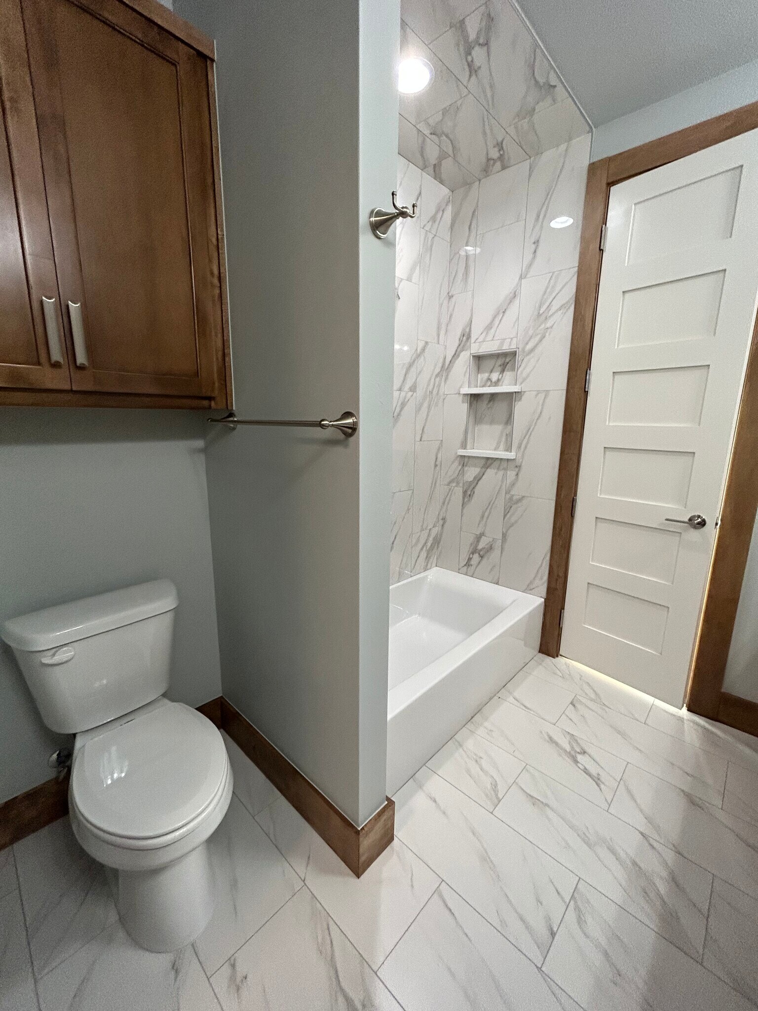 Master Bathroom - 20980 Cortona Dr