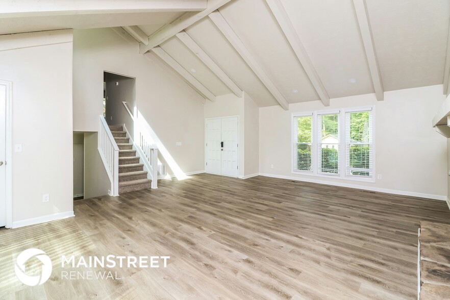 Building Photo - 517 Benson Hurst Dr SW