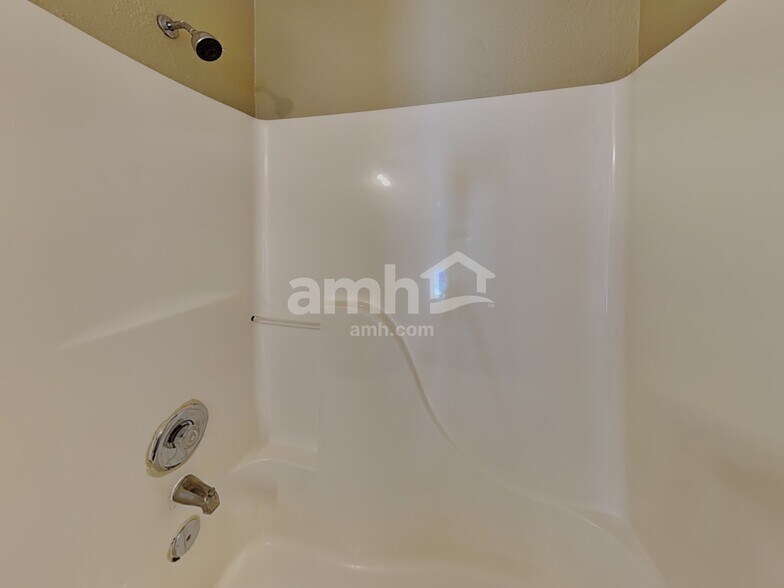 Building Photo - 4323 Autumn Crest Ct