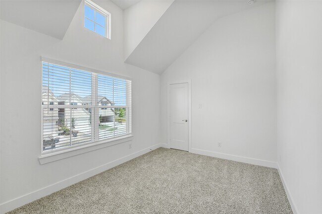 Building Photo - 12754 Grayson County Dr