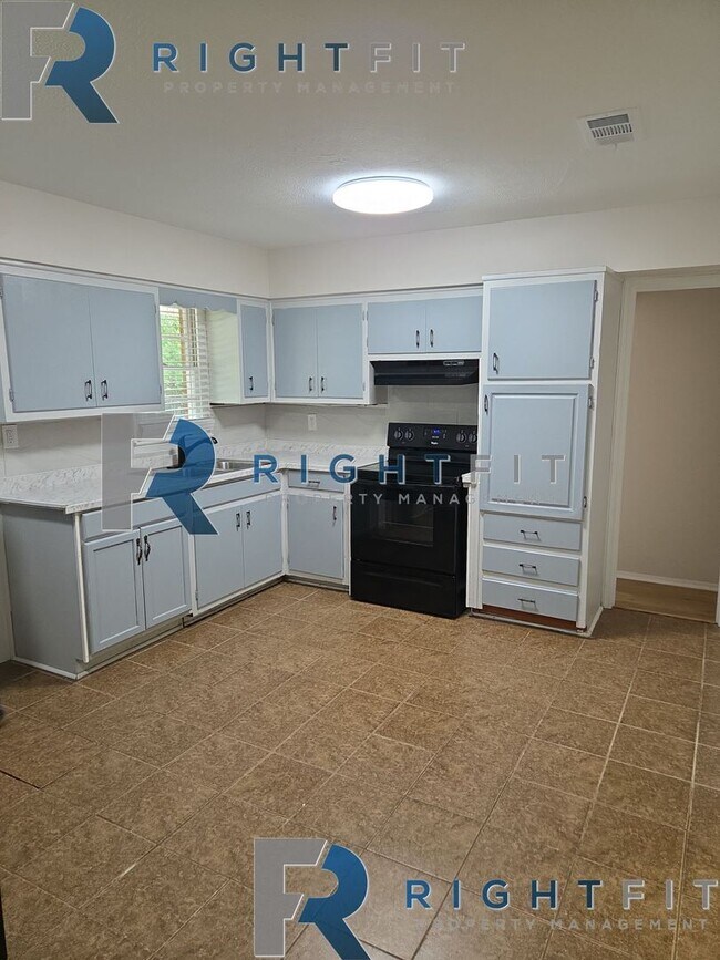 Building Photo - Beautiful Renovated Home in Columbus GA