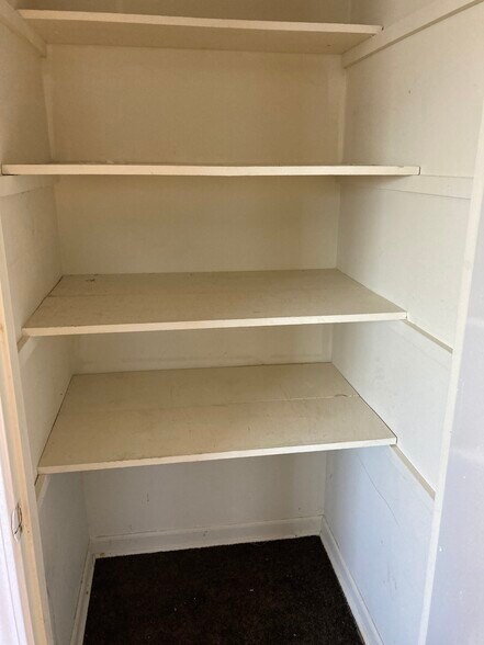 Super large pantry - 141 Country Village Ct