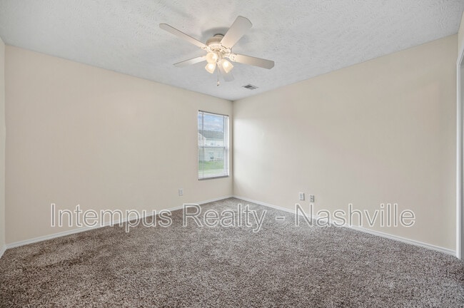 Building Photo - 3236 Woodpoint Dr