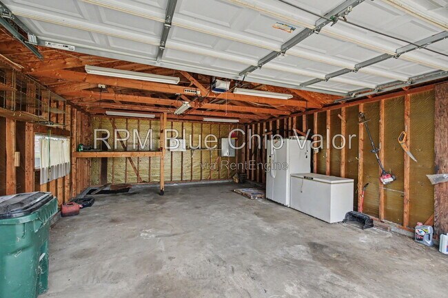 Building Photo - 11674 Greenhaven Ct