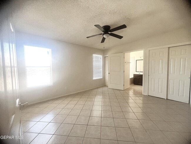 Building Photo - 7317 Desierto Azul Dr