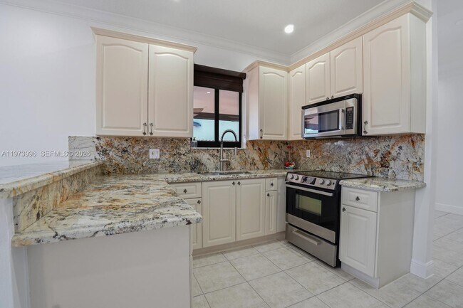 Building Photo - 16401 NW 77th Pl