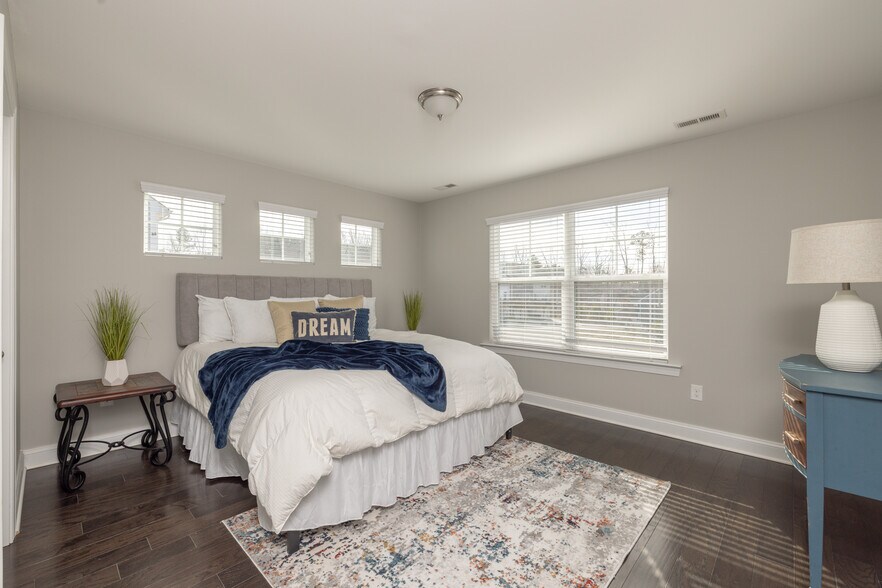 Building Photo - 6418 Cassia Loop