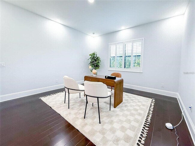 Building Photo - 13125 Casabella Dr