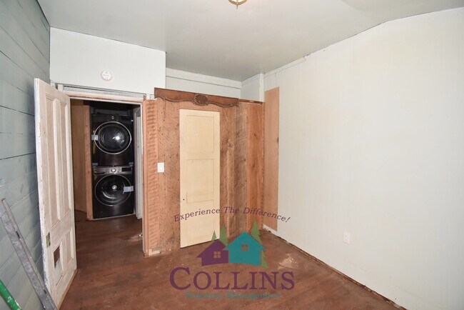 Building Photo - 422 Dalton St