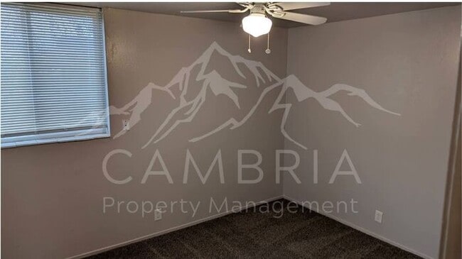 Building Photo - Cozy 2 BR 1 BA Condo Available In West Valley