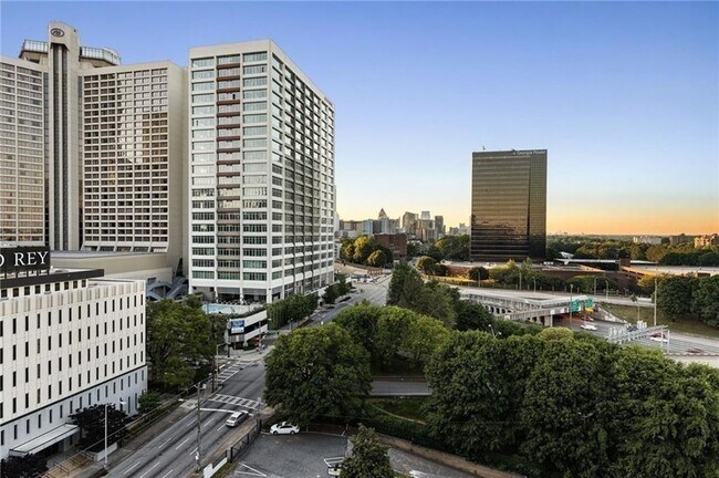 Building Photo - 215 Piedmont Ave NE
