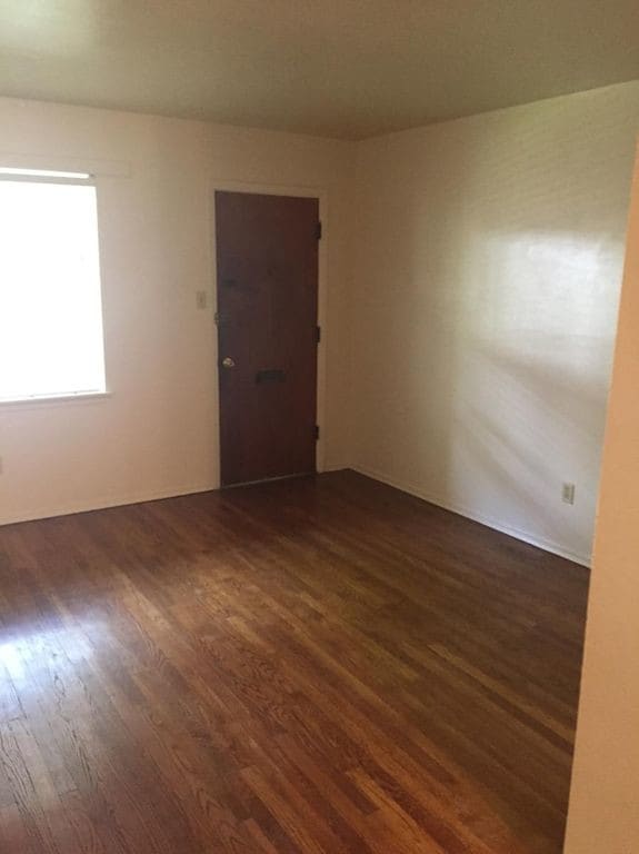 Building Photo - 3100 Arsenal St