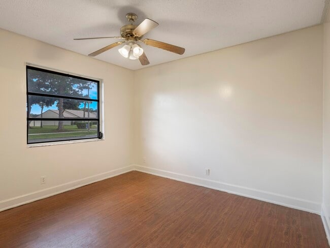 Building Photo - 1201 Pine Sage Cir