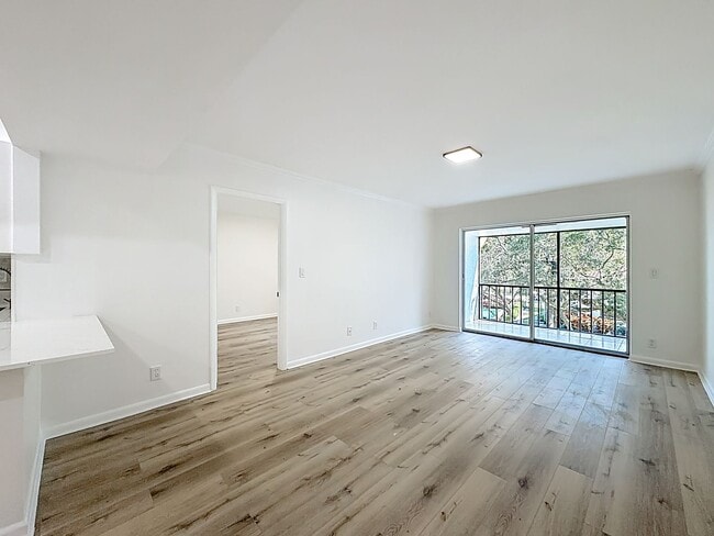 Building Photo - Beautiful 2 bedroom 2 bath Condo in Boca Raton, close to FAU