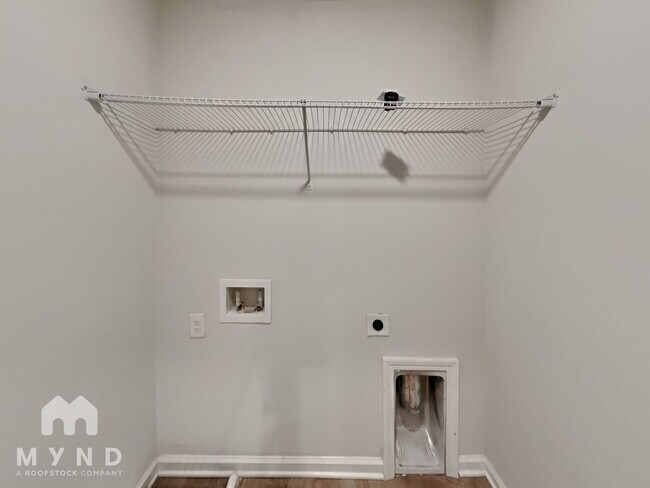 Building Photo - 32 Brown Thrasher Ct