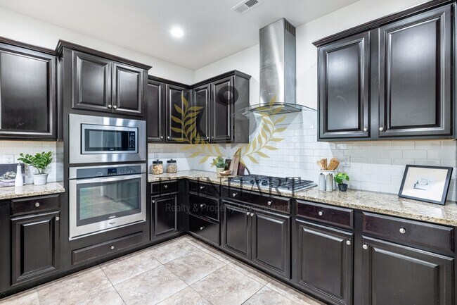 Building Photo - 1632 N Broadbent Ln