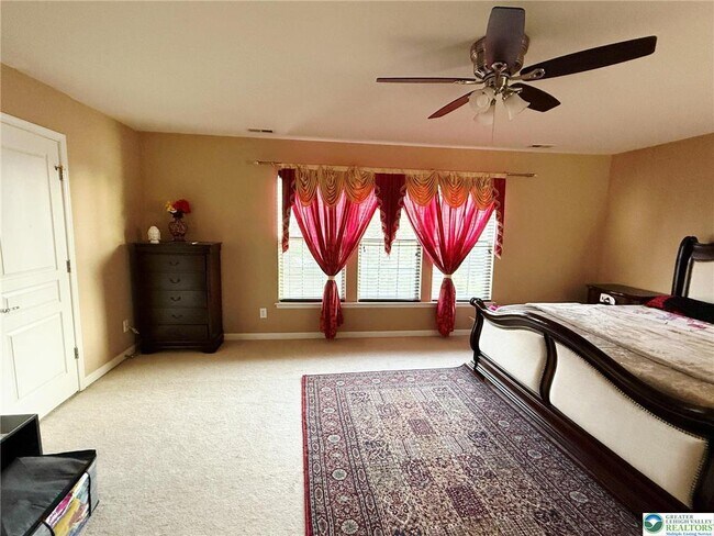 Building Photo - 8668 Mayfair Ct