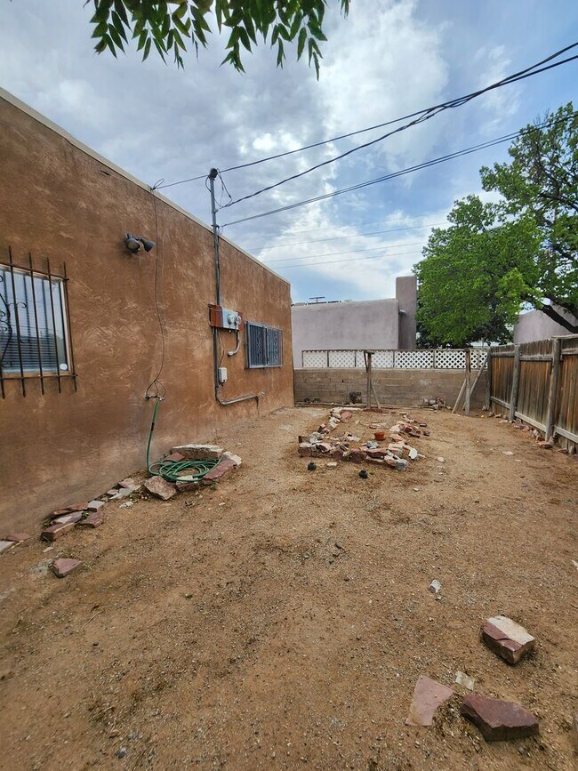 Building Photo - Princeton Drive SE-505