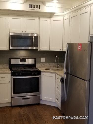 Building Photo - 19 Perrin St