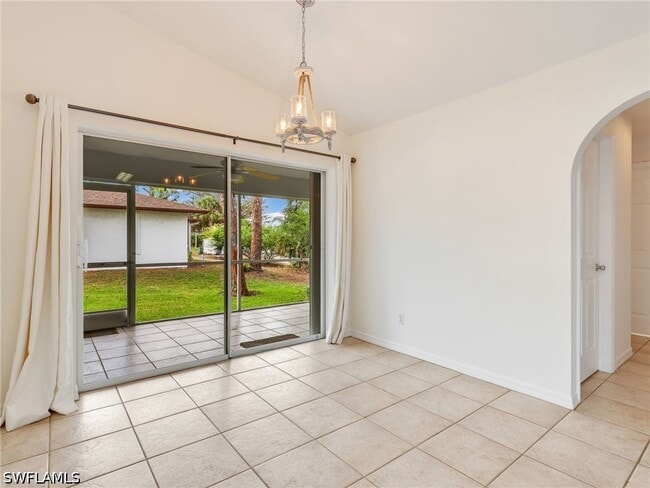Building Photo - 4150 Tarpon Ave