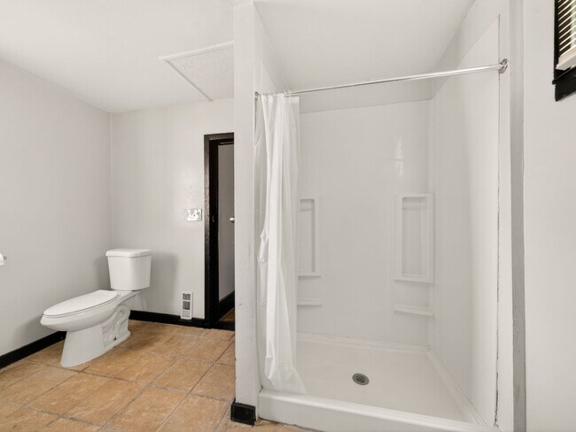 Building Photo - 81 Baier Dr