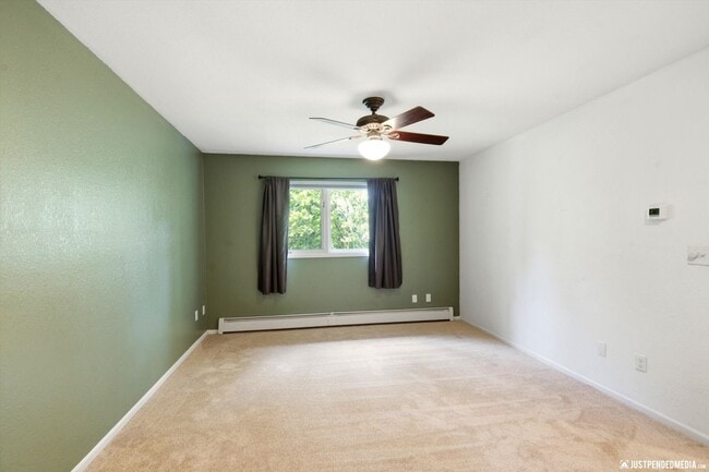 Building Photo - 18625 S Lowrie Loop