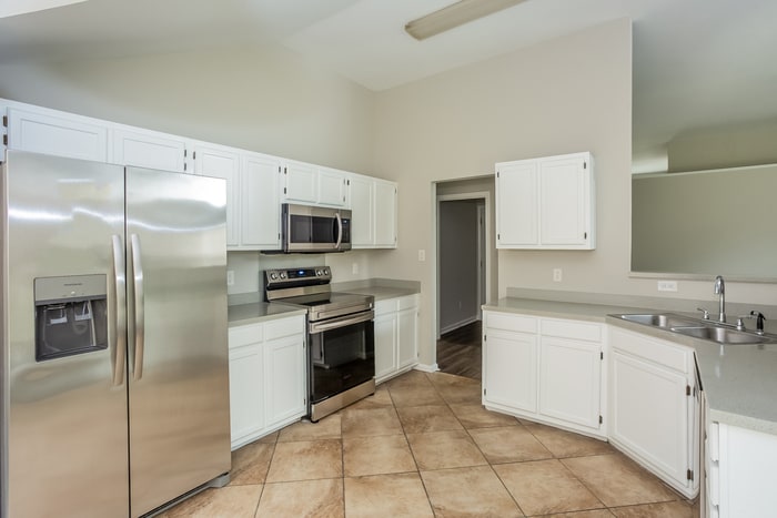 Building Photo - 3677 Lake Spring Ave NW