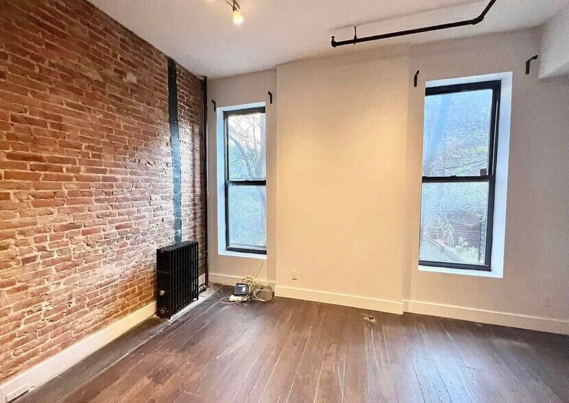 Building Photo - 480 Greene Ave