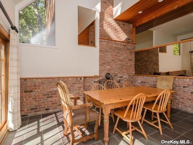 Building Photo - 1 Pine Point