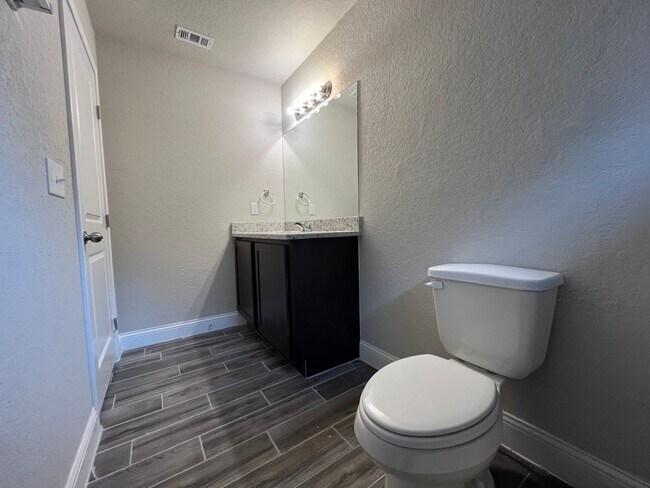 Building Photo - 7813 Savanah Brooks, Live Oak, TX. 78233