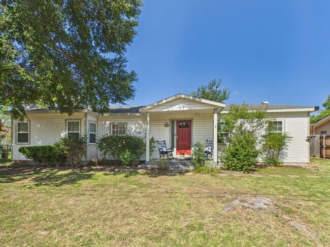 Building Photo - 510 S Olive St