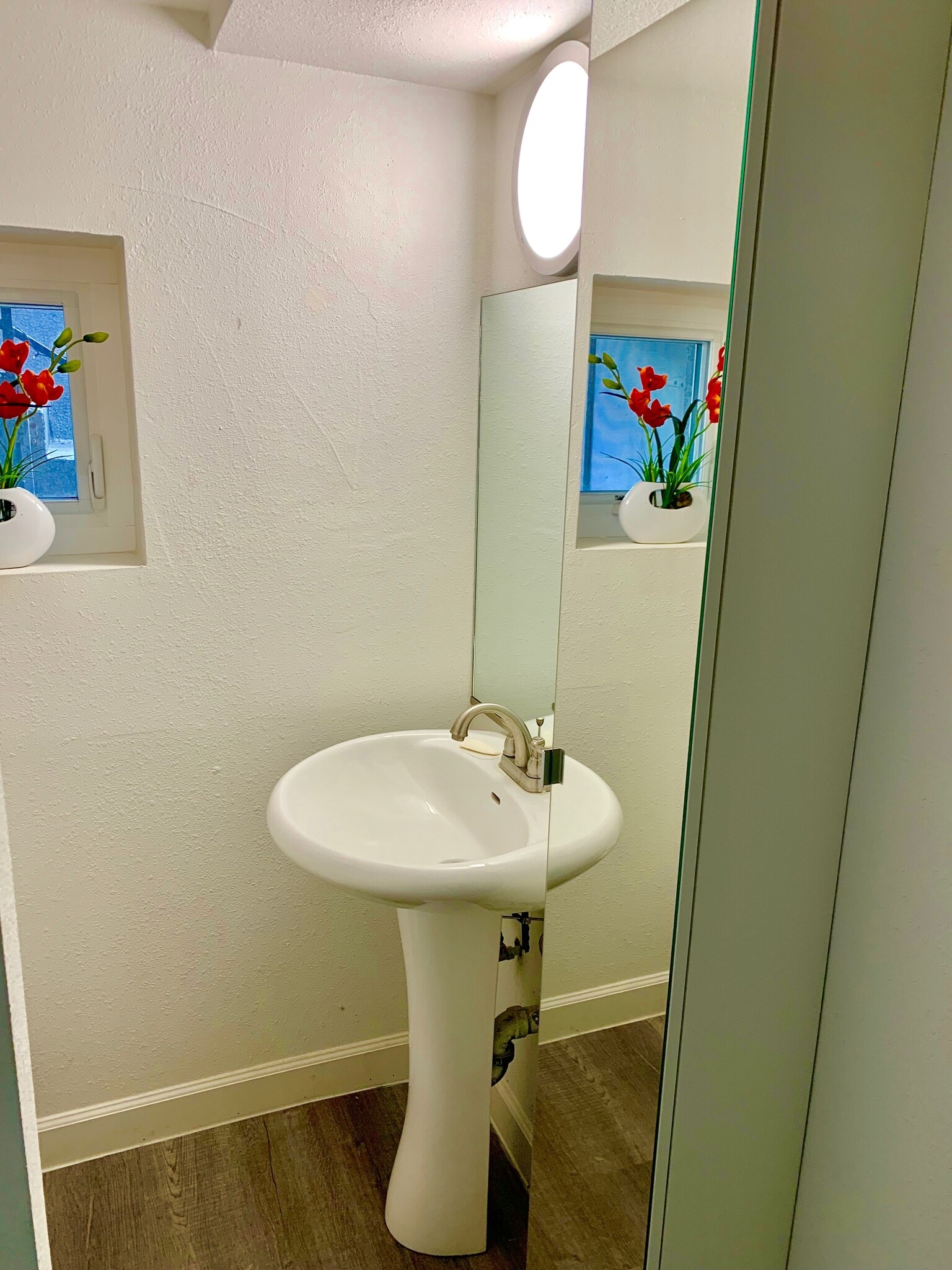 Building Photo - 2414 N Alvarado St