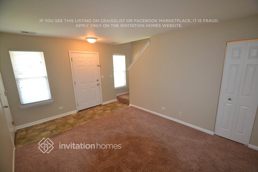 Building Photo - 180 E Big Horn Dr