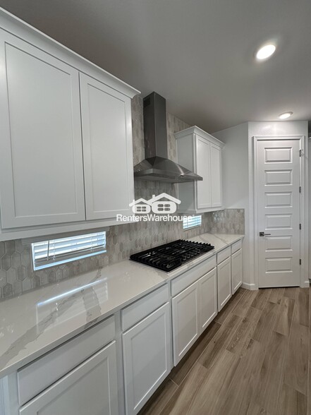Building Photo - 7431 W Whitehorn Trail