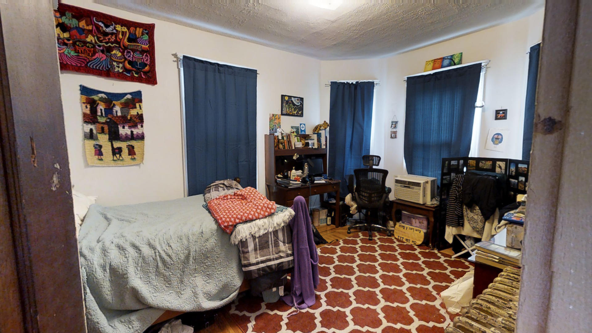 Building Photo - 224 Holland St