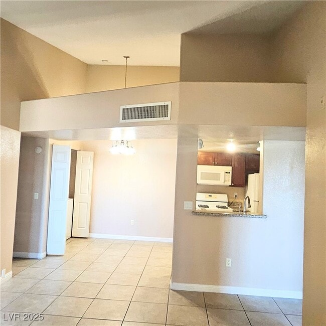 Building Photo - 2120 Ramrod Ave