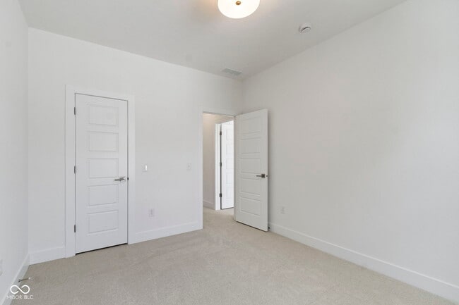 Building Photo - 549 Gilder Dr