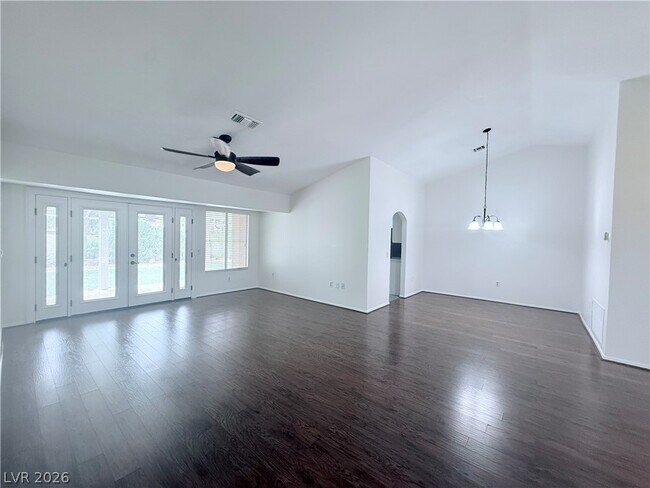 Building Photo - 9709 Blue Bell Dr