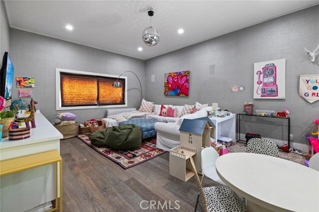 Building Photo - 1207 Mariners Dr