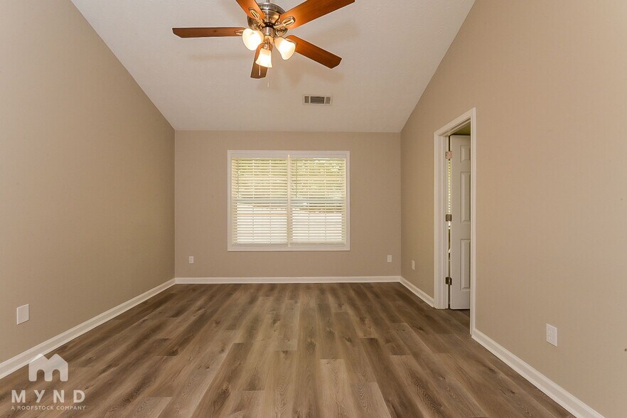 Building Photo - 130 Wynfield Dr