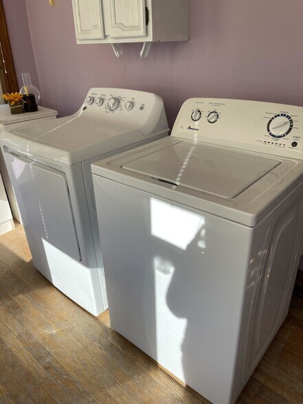 Building Photo - 19 Malvern Ave