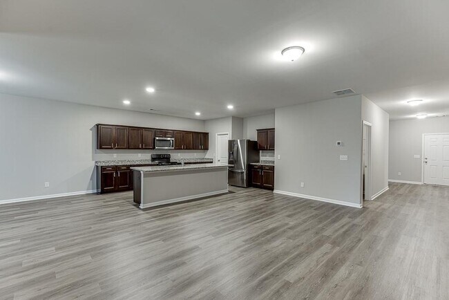 Building Photo - 145 Alexander Ln