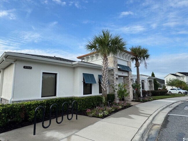 Building Photo - Townhome For Rent in Storey Lake - 3/2.5 w...