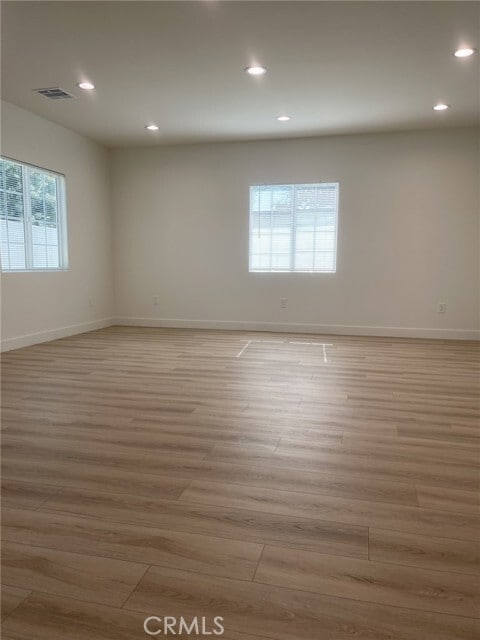 Building Photo - 8142 Redbush Ln