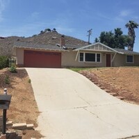 Building Photo - 7329 Sebastian Ave