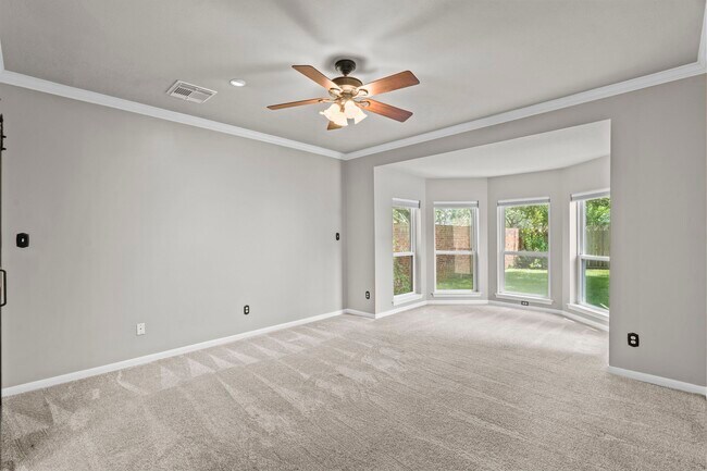 Building Photo - 2210 Bay Haven Way