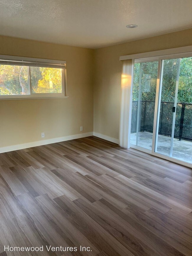 Building Photo - 3771 Miramar Way