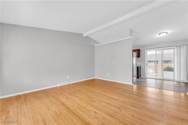 Building Photo - 14208 Sheldon Rd