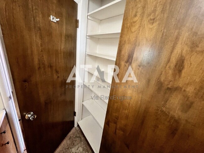 Building Photo - 270 2020 N
